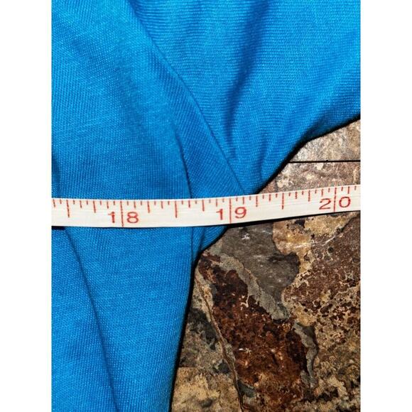 Under Armour Men’s Box Logo Short Sleeve Shirt Blue Size Small Loose Fit - Picture 7 of 8